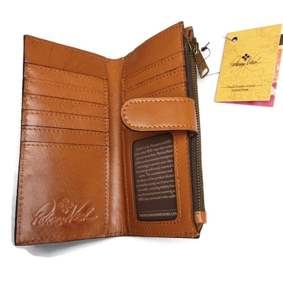 Patricia Nash Nazari Bifold Wallet - NWT - Picture 6 of 8